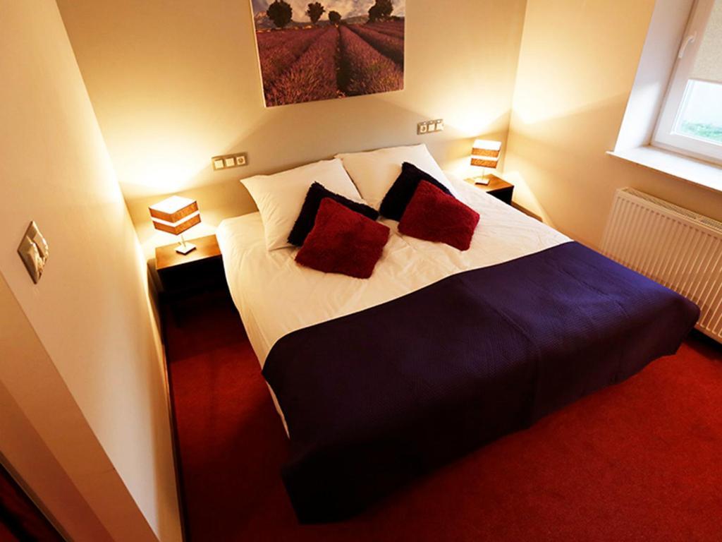 Hotel Otolinski Plock Phòng bức ảnh