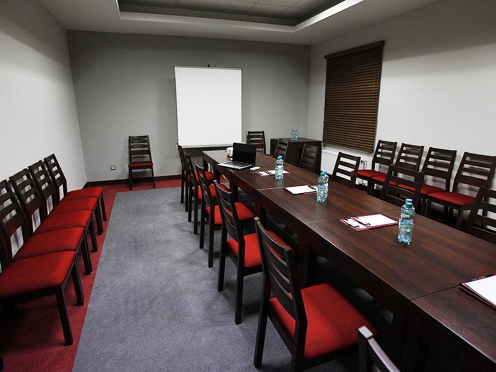 Hotel Otolinski Plock Ngoại thất bức ảnh
